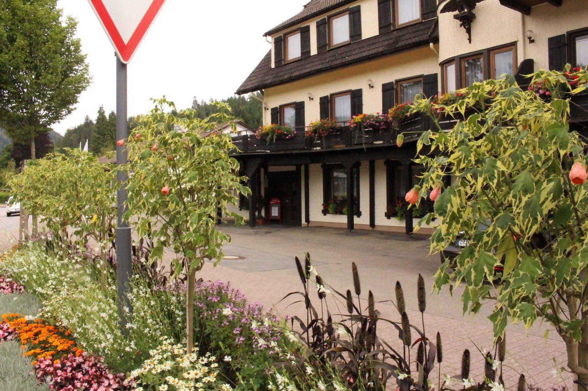 Garni Hotel Adler Post Baiersbronn Exterior photo
